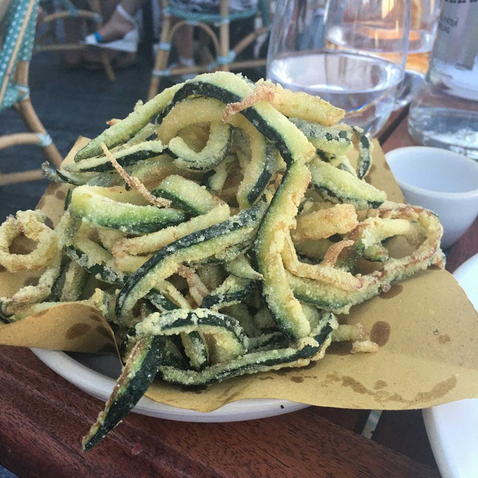 Crispy zucchini fritti