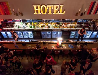 hotel400.jpg