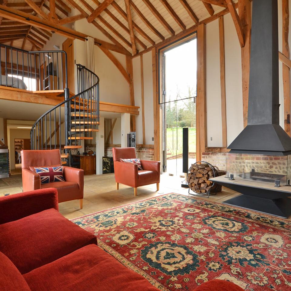 Whiteshoot-farm-living-room