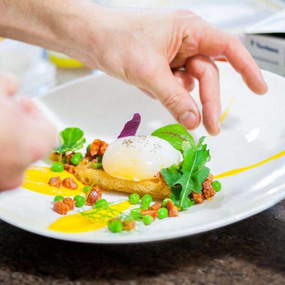 Plating up a duck egg on Ashburton's Advanced Plus weekend course