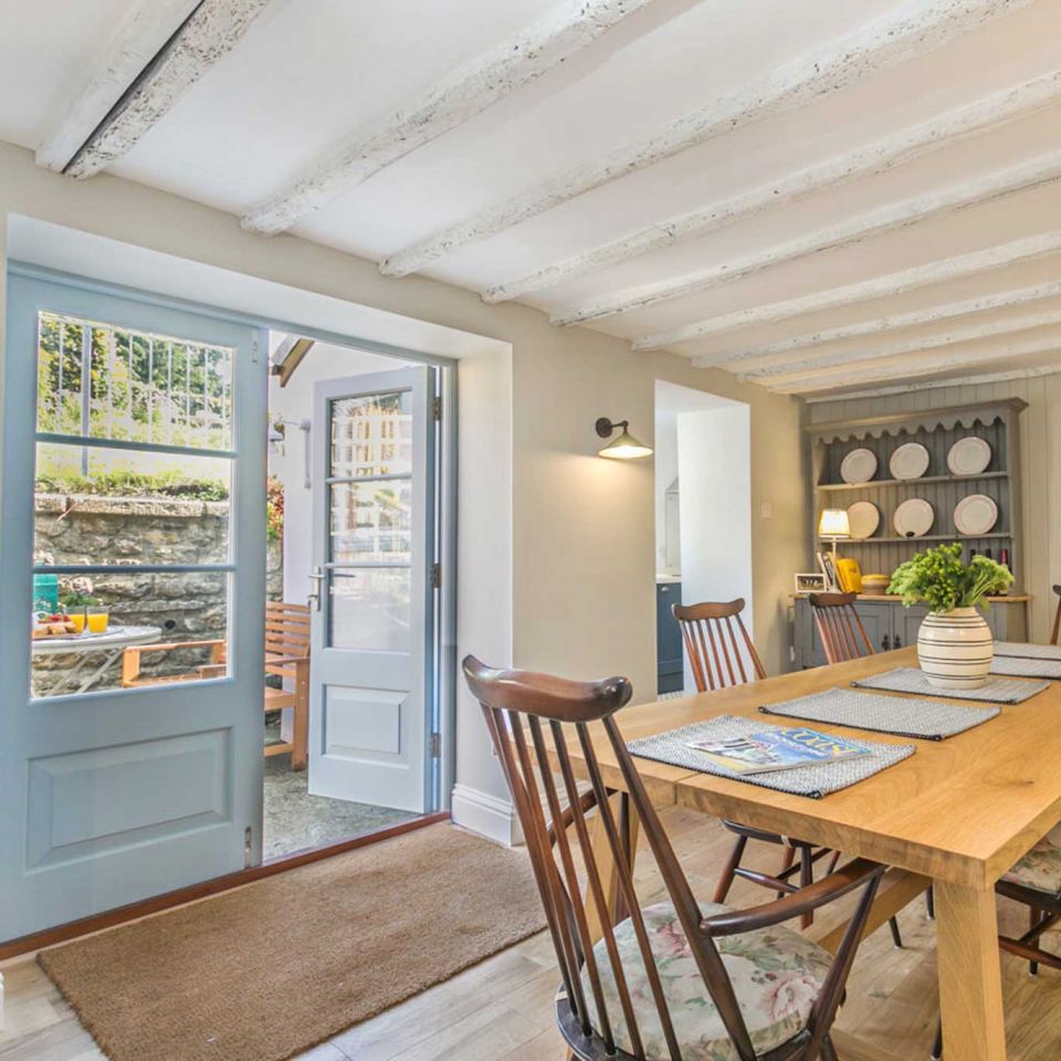 The dining area at Wren Cottage