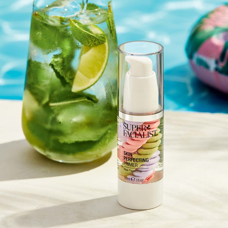 JULY_ADV_SummerEssentials_SuperFacialist_1400