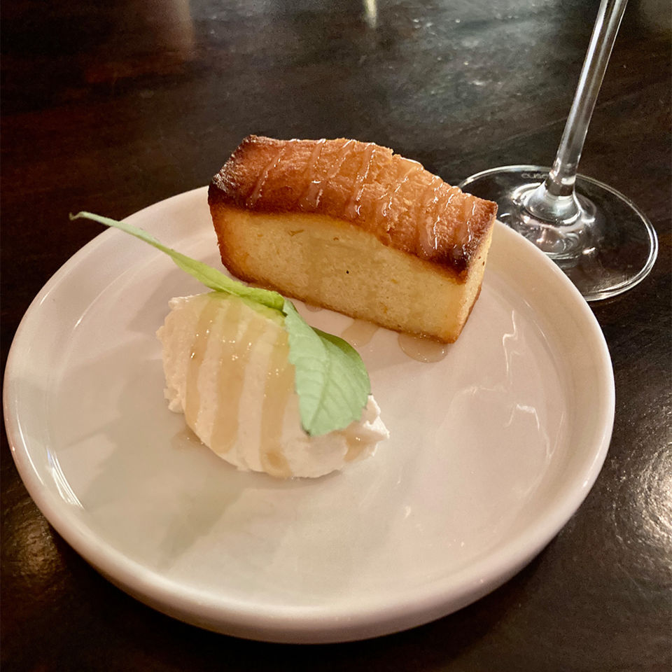 Financier basbousa