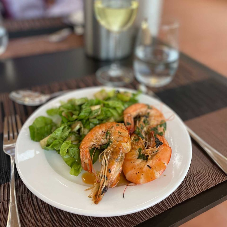 The mouthwatering garlic prawns