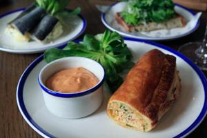 Crabsausage-roll.jpg
