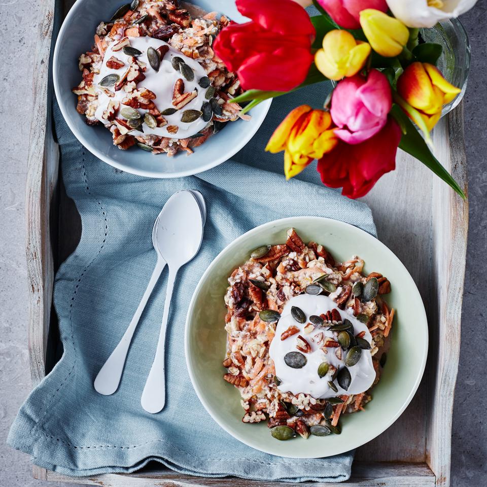 Carrot cake overnight oats