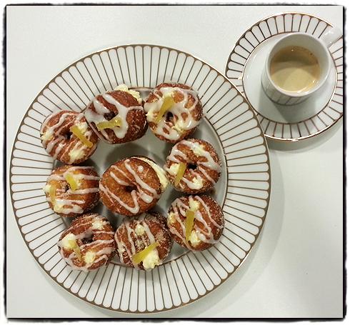 cronuts-on-plate.jpg