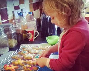bakingkids-1.jpg