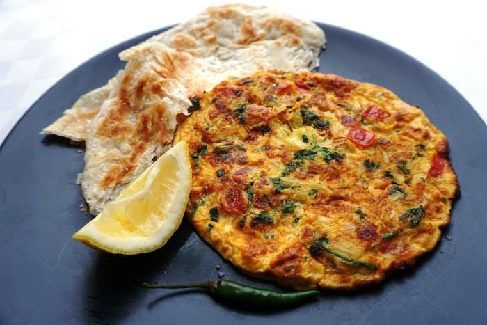 Masala-Omelette-32-700x467.jpg