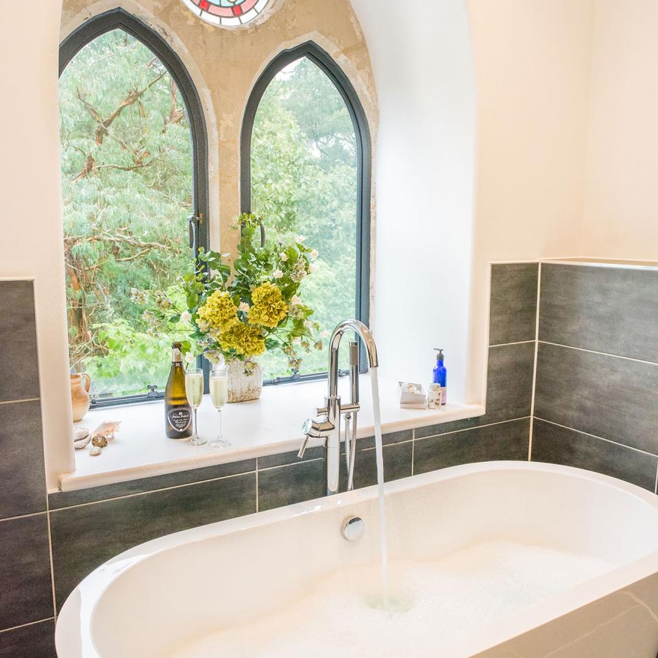 Old Chapel bathroom