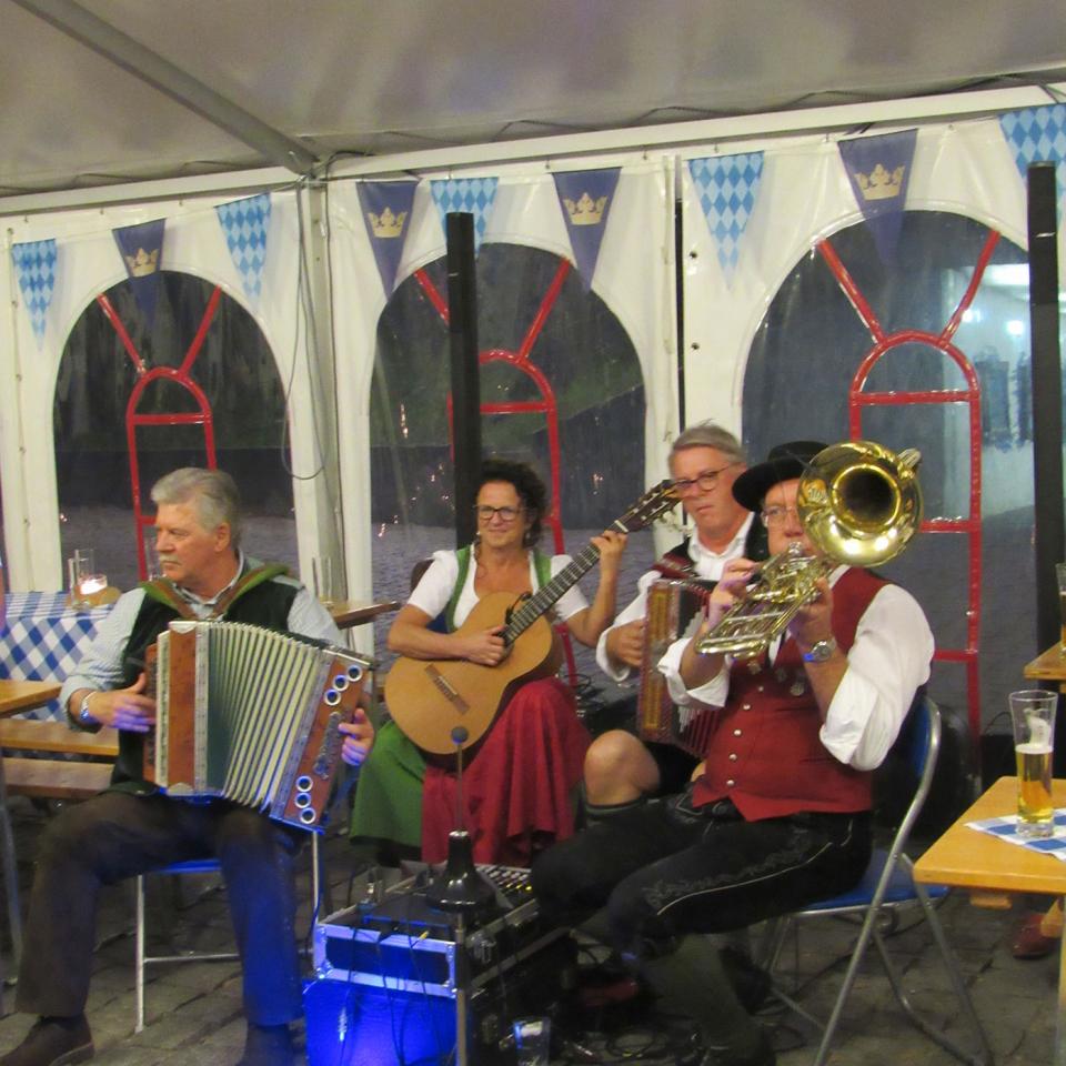 An impressive oompah band