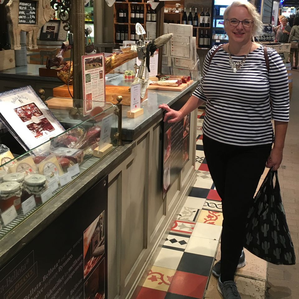 Tamsin at Les Halles de Lyon market