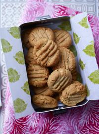 hemsleys-peanut-butter-cookies.jpg