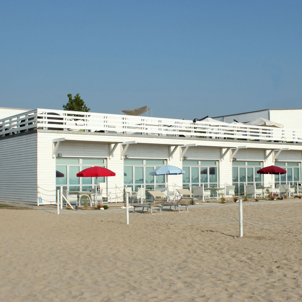 Terme-Beach-Resort,-Panorama