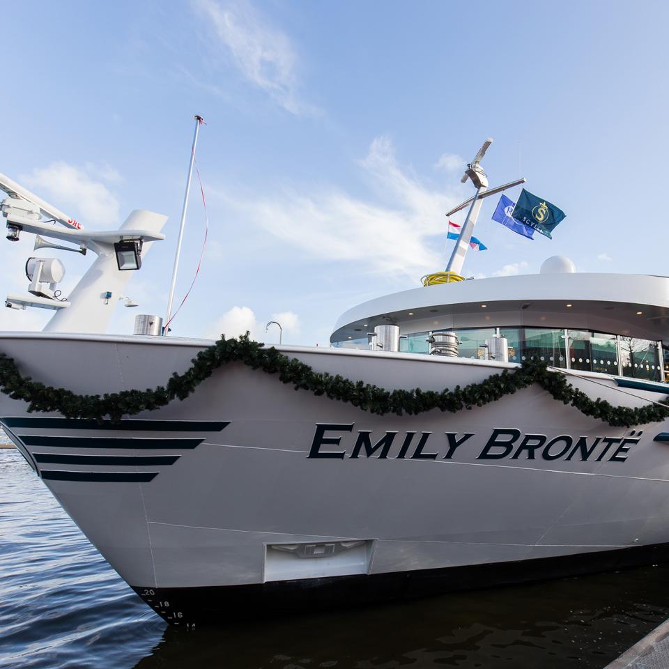 Emily-Bronte