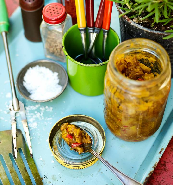 Pineapple relish