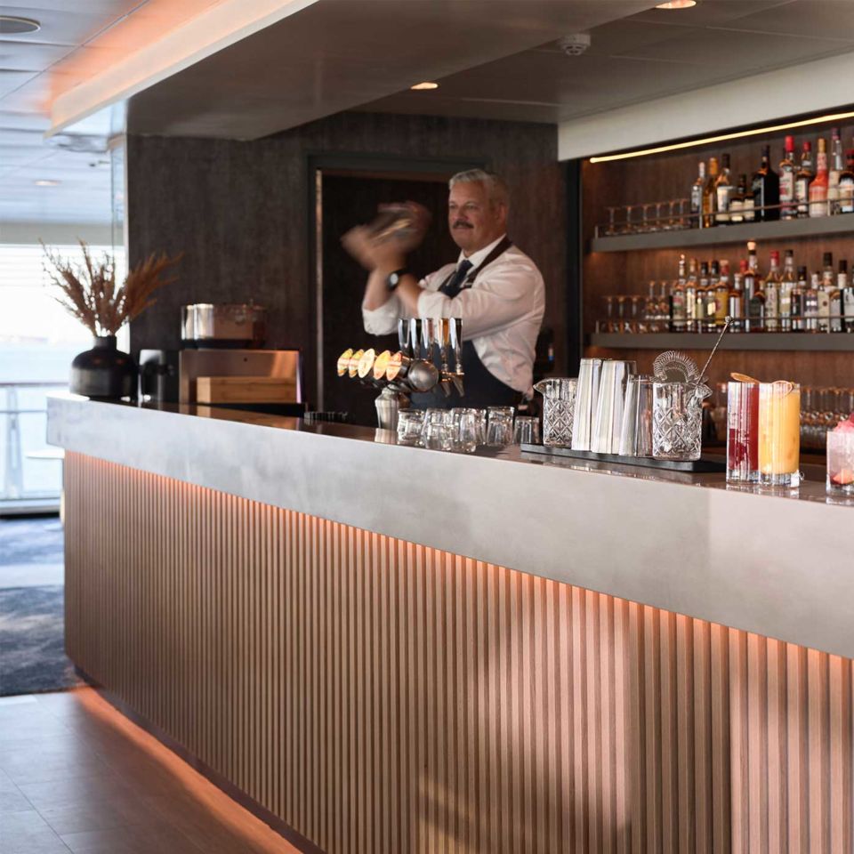 The Havblikk bar and lounge